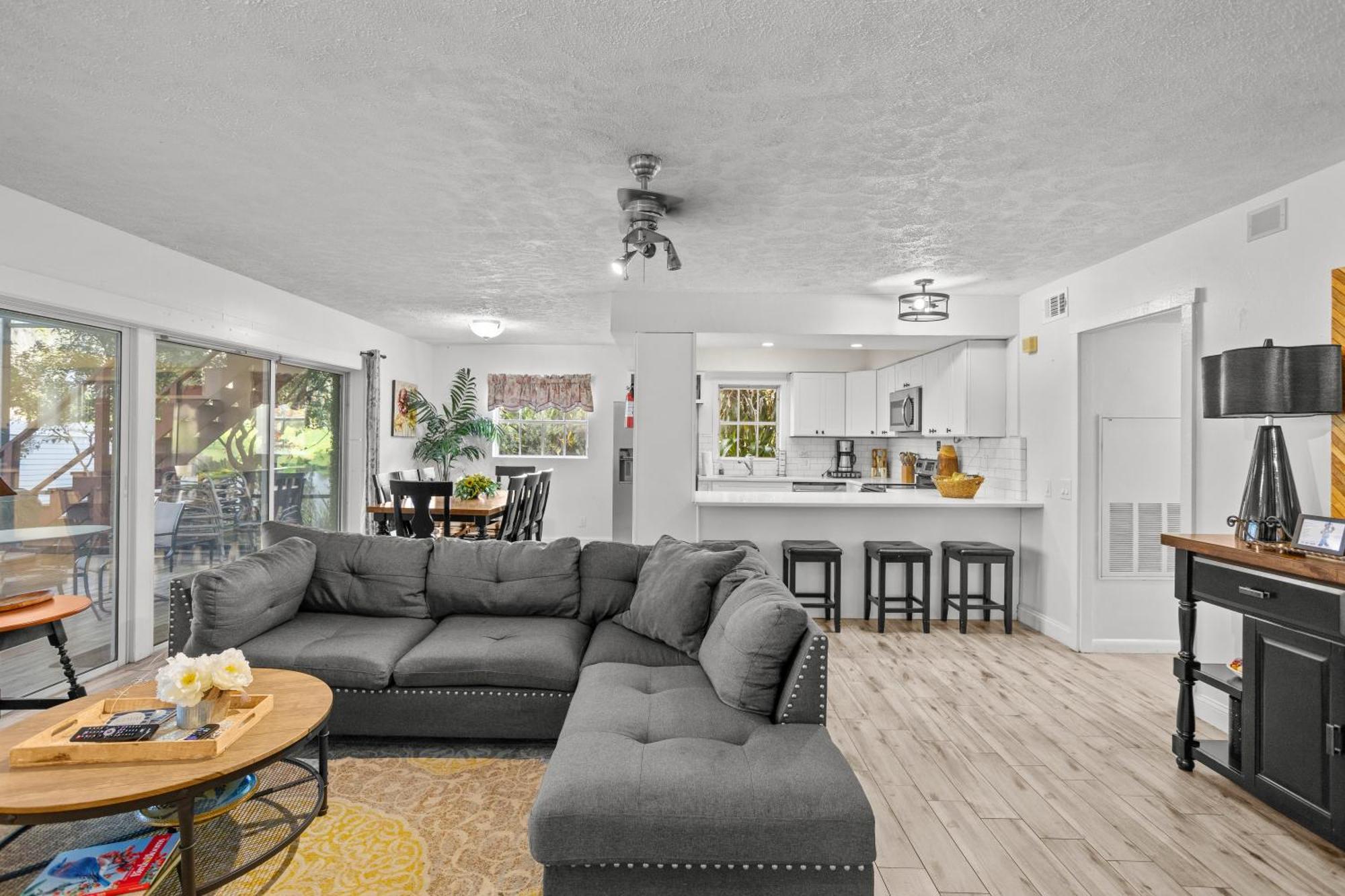 Spacious Lakefront House With Pool, Hottub, & Boating Orlando Zewnętrze zdjęcie